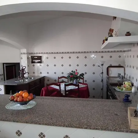 Casa Vasco - Cosy Patio アパート Praia da Lourinhã